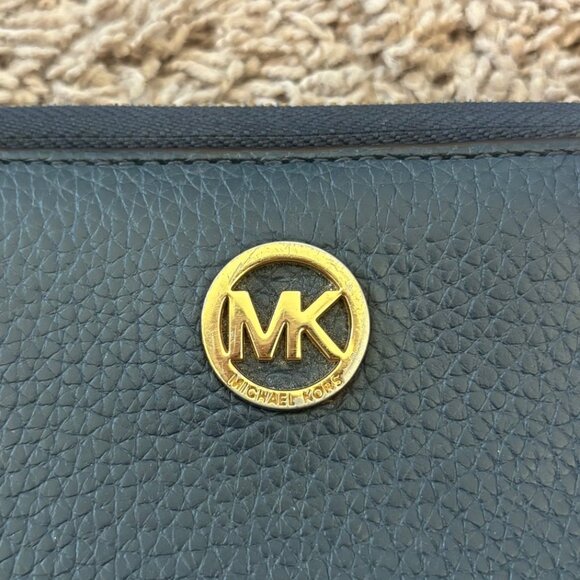 Michael Kors Wallet Wristlet – Navy Blue – Used - Picture 3 of 5